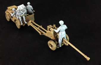 Zdjęcie dodatkowe produktu Brytyjskie działo przeciwpancerne 6 Pdr (powietrznodesantowe) z 1/4-tonową ciężarówką z załogą 1:35 Bronco CB35170