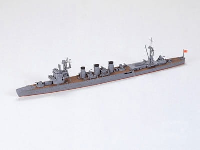Zdjęcie dodatkowe produktu Isuzu (Japoński Lekki Krążownik) 1:700 Tamiya 31323