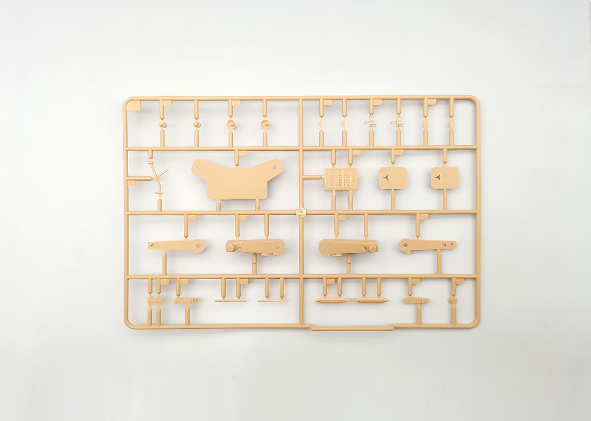 Zdjęcie dodatkowe produktu Waffentrager E-100 1:35 Amusing Hobby 35A026