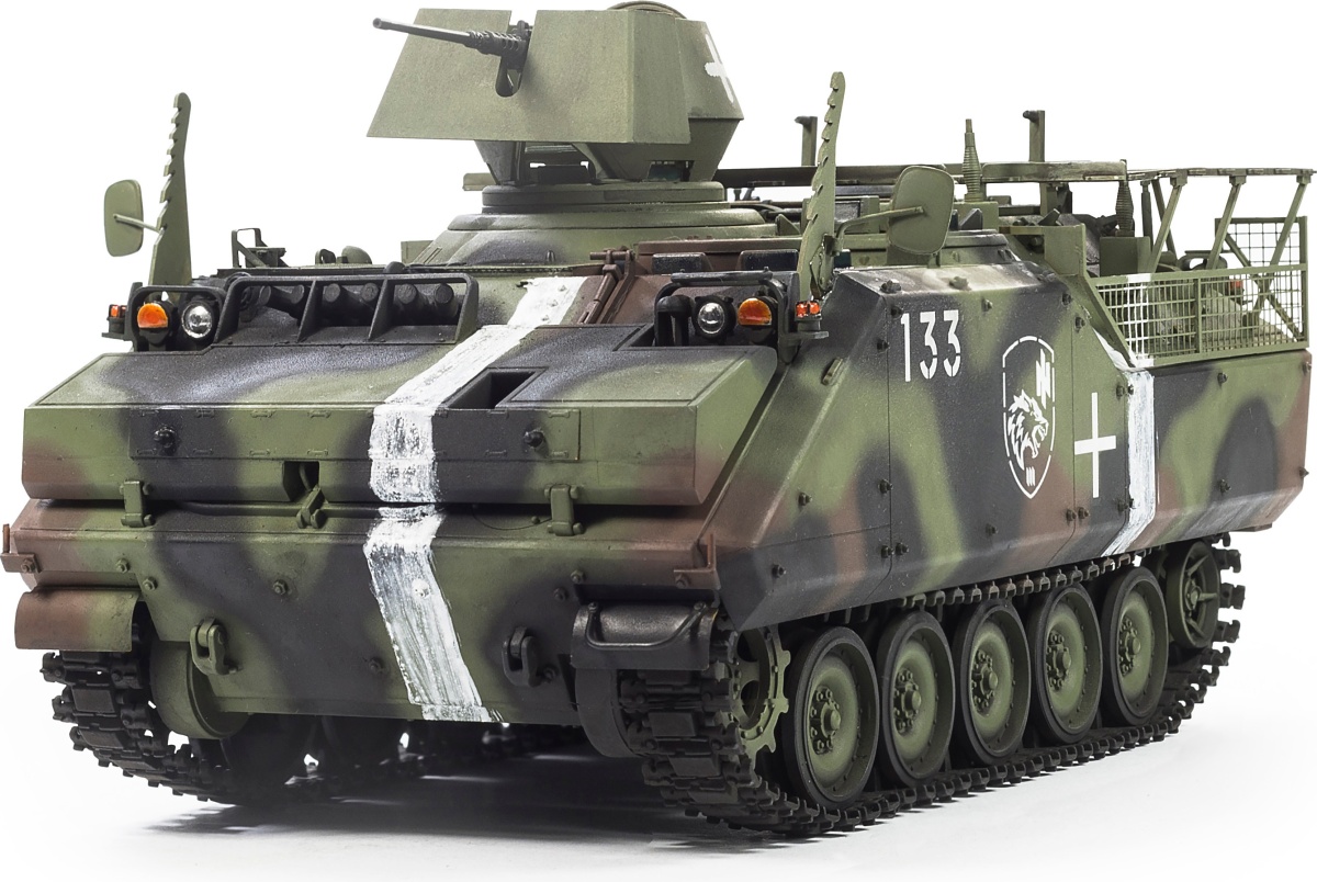 Zdjęcie dodatkowe produktu Bojowy wóz piechoty YPR-765 PRI.50 z karabinem maszynowym M2 Hb kaliber .50 1:35 AFV Club 35361
