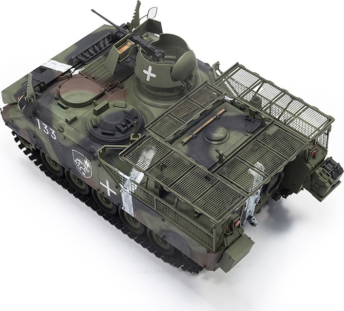 Zdjęcie dodatkowe produktu Bojowy wóz piechoty YPR-765 PRI.50 z karabinem maszynowym M2 Hb kaliber .50 1:35 AFV Club 35361