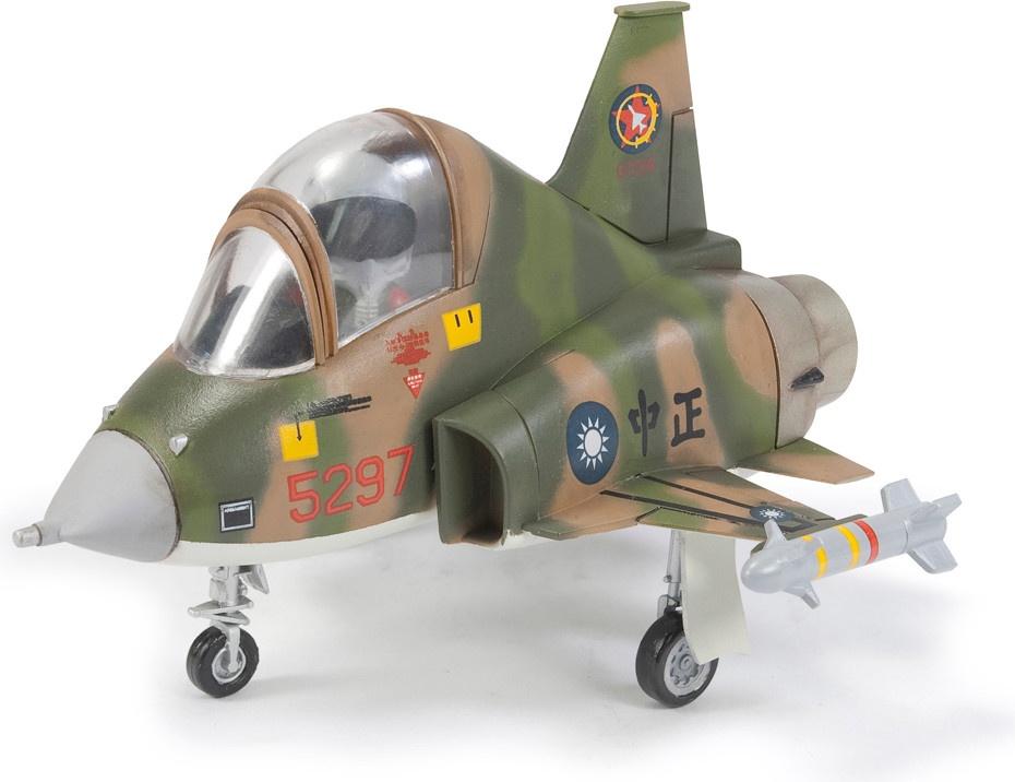 Zdjęcie dodatkowe produktu F-5E ROCAF Tiger II Special Edition Egg Plane AFV Club QS03