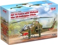 Zdjęcie dodatkowe produktu AH-1G Cobra z amerykańskimi pilotami śmigłowców z wojny w Wietnamie 1:32 ICM 32062