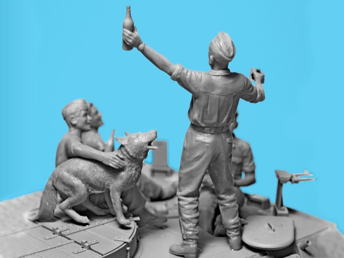 Zdjęcie dodatkowe produktu "Prost!" Między bitwami na Bergepantherze 1:35 ICM 35343