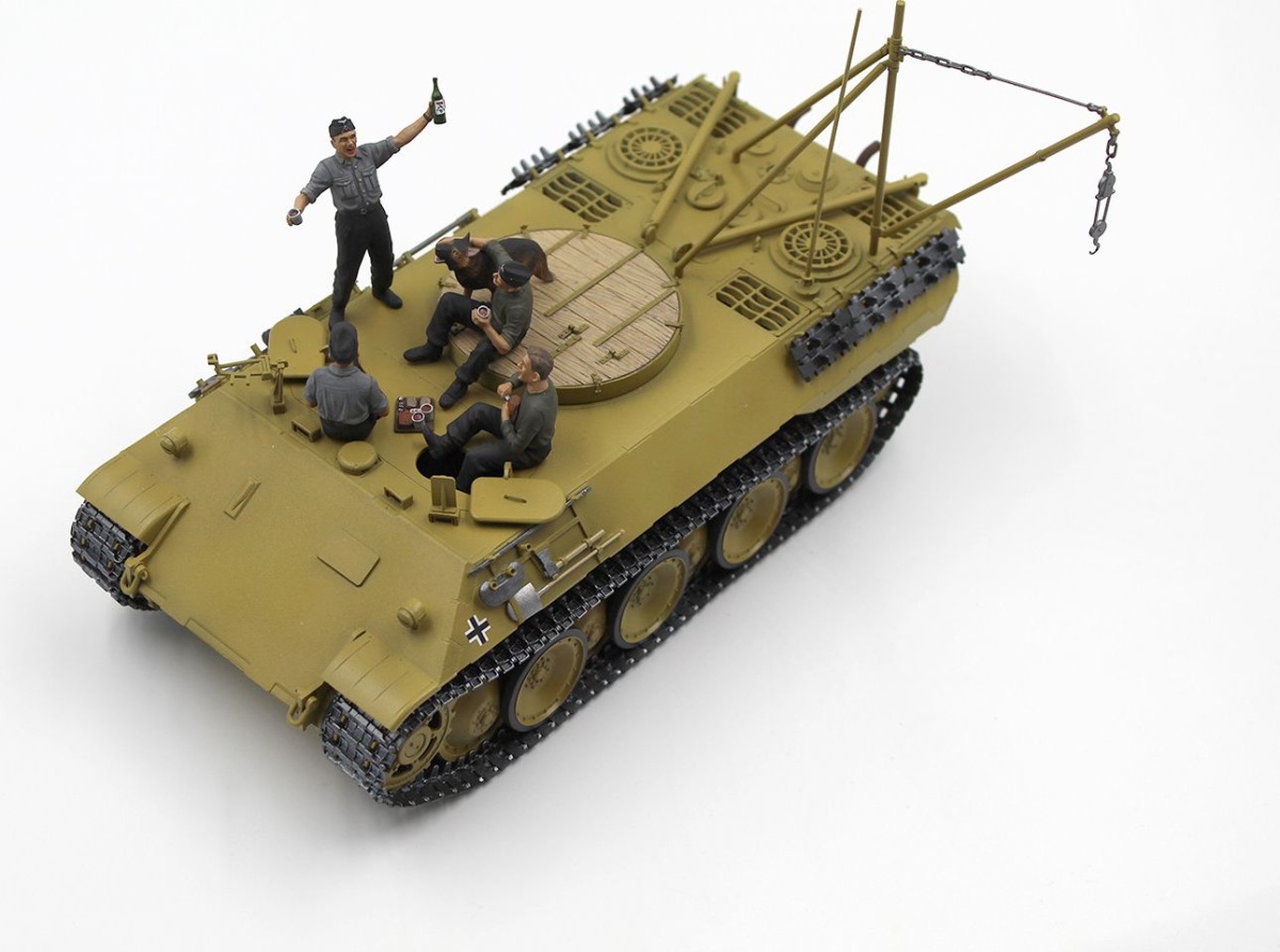 Zdjęcie dodatkowe produktu "Prost!" Między bitwami na Bergepantherze 1:35 ICM 35343