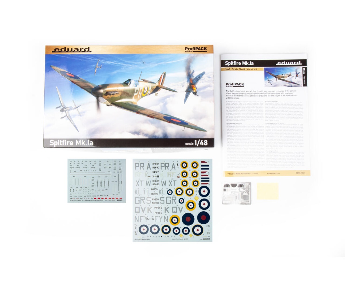 Zdjęcie dodatkowe produktu Spitfire Mk.Ia ProfiPack Edition 1:48 Eduard 82151