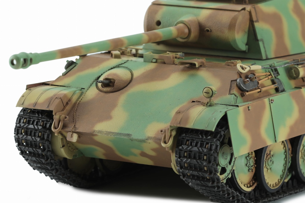 Zdjęcie dodatkowe produktu Sd.Kfz.171 Panther Ausf.G Niemiecki czołg średni 1:35 Meng TS-052