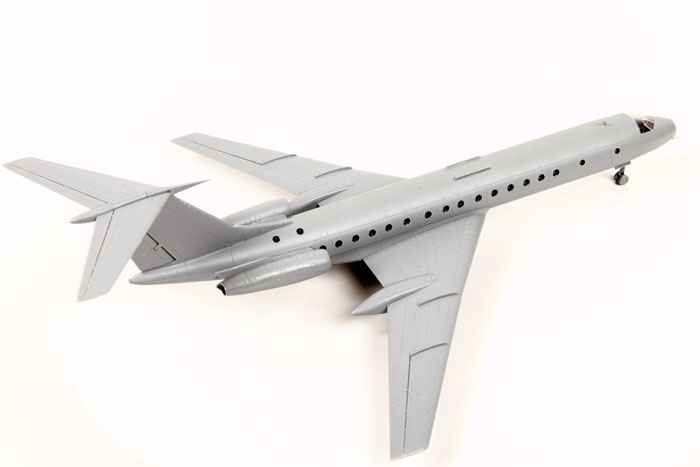 Zdjęcie dodatkowe produktu Samolot pasażerski Tu-134a/b-3 1:144 Zvezda 7007