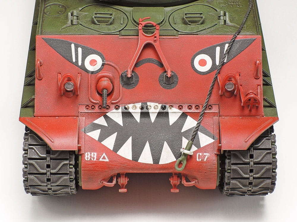 Zdjęcie dodatkowe produktu M4A3E8 Sherman Czołg Średni US 1:35 Tamiya 35359