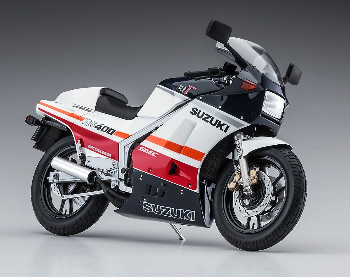 Zdjęcie dodatkowe produktu Suzuki RG400 Early Version "Red/White Color" w/Under Cowl 1:12 Hasegawa 21732