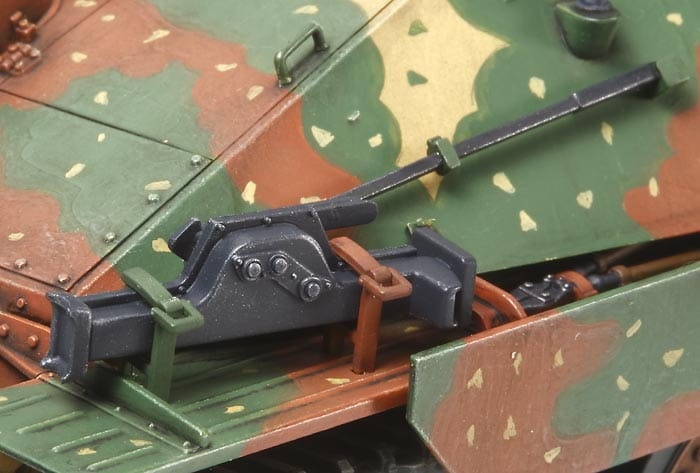 Zdjęcie dodatkowe produktu Jagdpanzer 38(t) Hetzer German Tank Destroyer 1:35 Tamiya 35285