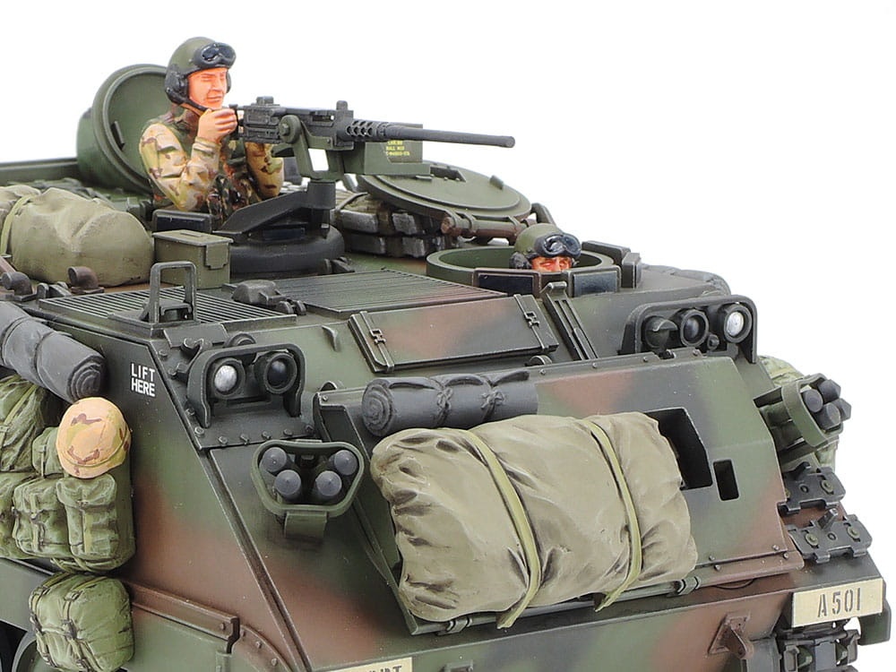 Zdjęcie dodatkowe produktu M113A2 US Armored Personnel Carrier Desert Version 1:35 Tamiya 35265