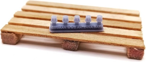 Set of German antenna bases #2 (5 pcs.) 1:35 Yamamoto Model Parts YMP3513