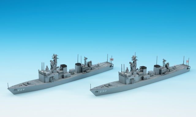 Zdjęcie JMSDF DE 229/230 Abukuma / Jintsu 1:700 Hasegawa WL013