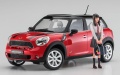 Zdjęcie Mini Cooper S Countryman ALL4 z figurką uczennicy 1:24 Hasegawa SP559