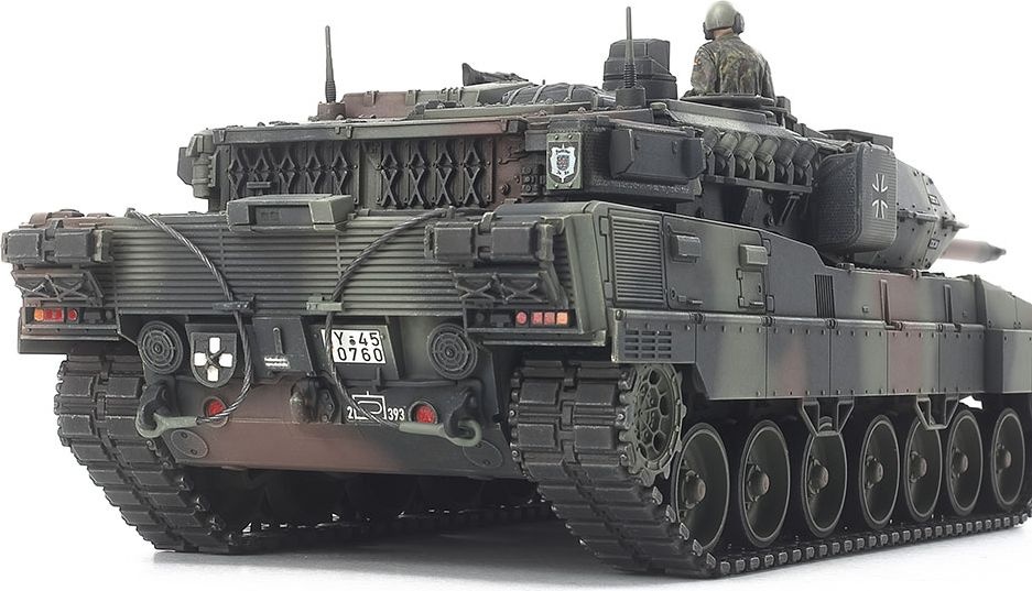 Zdjęcie Leopard 2 A7V 1:48 Tamiya 32607