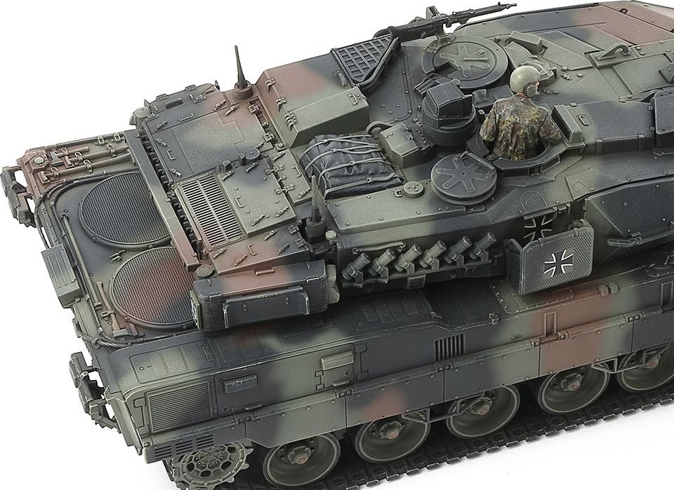 Zdjęcie Leopard 2 A7V 1:48 Tamiya 32607