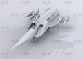Zdjęcie MiG-25 BM 1:48 ICM 48905