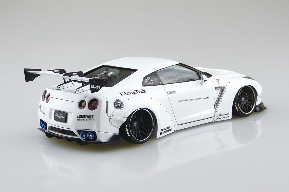 Zdjęcie dodatkowe produktu Nissan LB Works R35 GT-R Type 1.5 1:24 Aoshima 055908