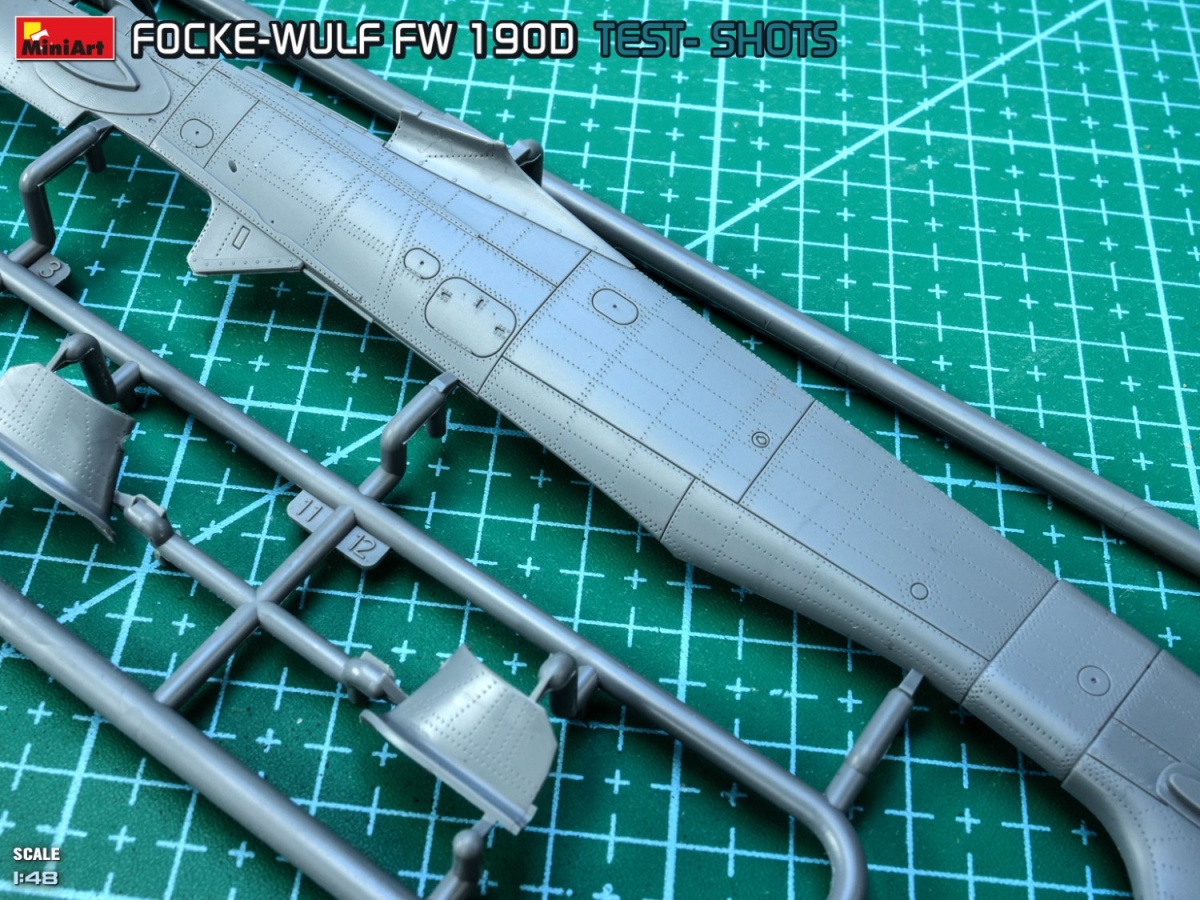Zdjęcie Focke-Wulf Fw 190D-9 Mimetall Prod. 1:48 MiniArt 48040