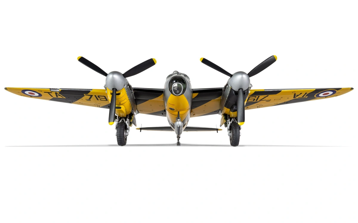 Zdjęcie de Havilland Mosquito B.XVI/B.35/TT.35 1:72 Airfix 04070