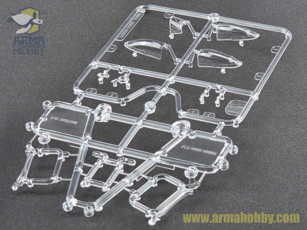 Zdjęcie P-51K Mustang 1:72 Arma Hobby 70071