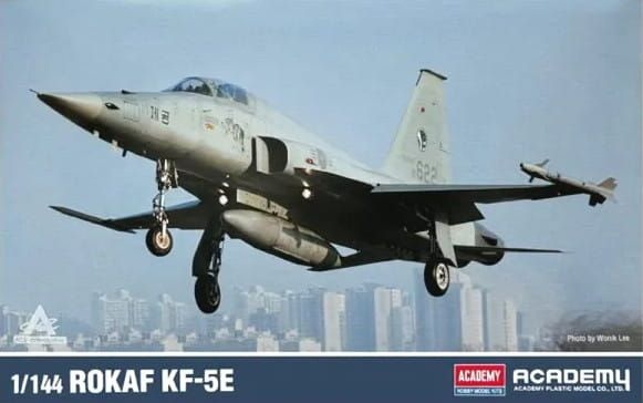 Zdjęcie Northrop KF-5E Tiger II 1:144 Academy 12644