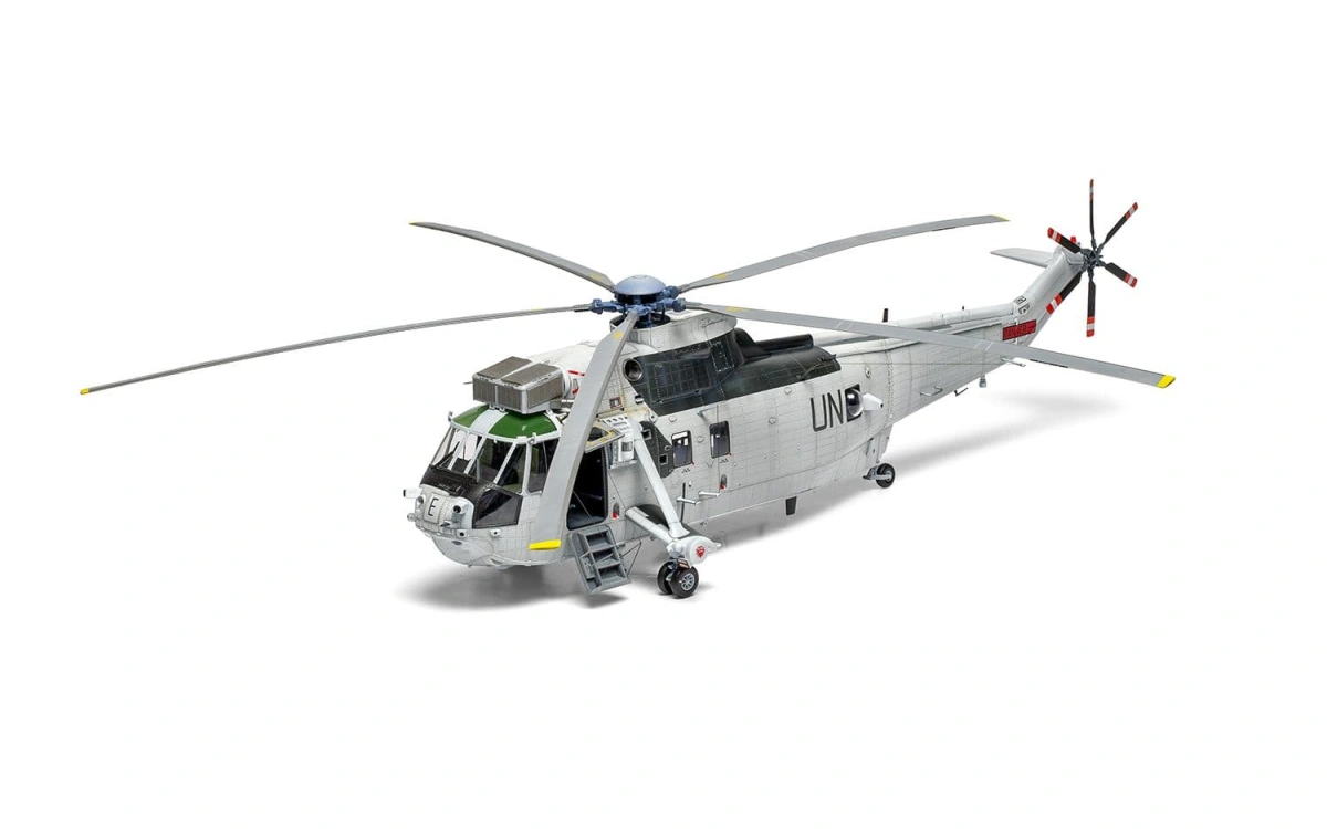 Zdjęcie Westland Sea King HC.4 1:48 Airfix 11008