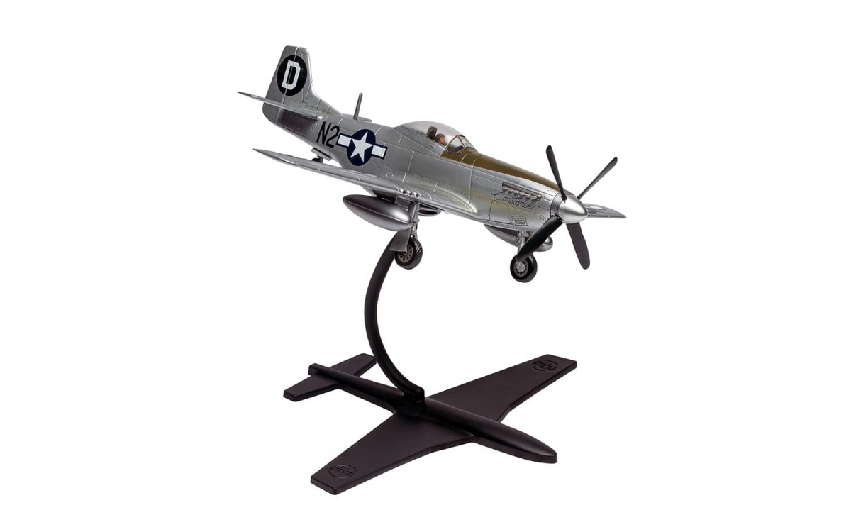 Zdjęcie North American P-51D Mustang Starter Set 1:72 Airfix 55013