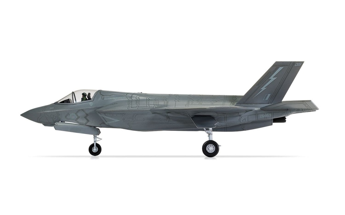 Zdjęcie Lockheed Martin F-35B Lightning II Starter Set 1:72 Airfix 55010