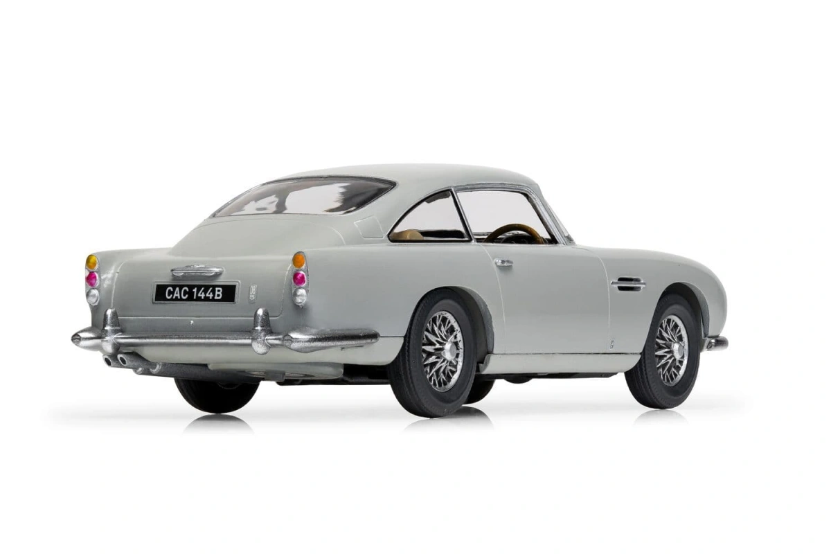 Zdjęcie Aston Martin DB5 Starter Set 1:43 Airfix 55011