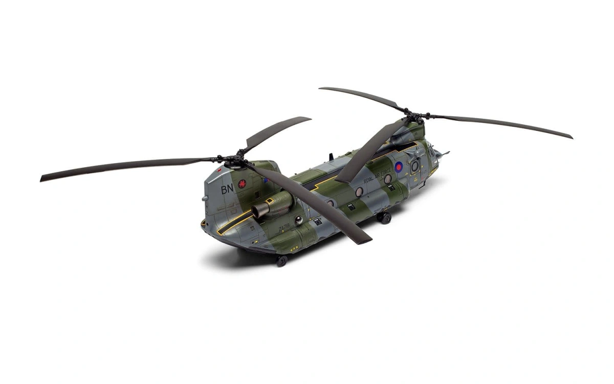 Zdjęcie Boeing Chinook HC.1 1:72 Airfix 06023