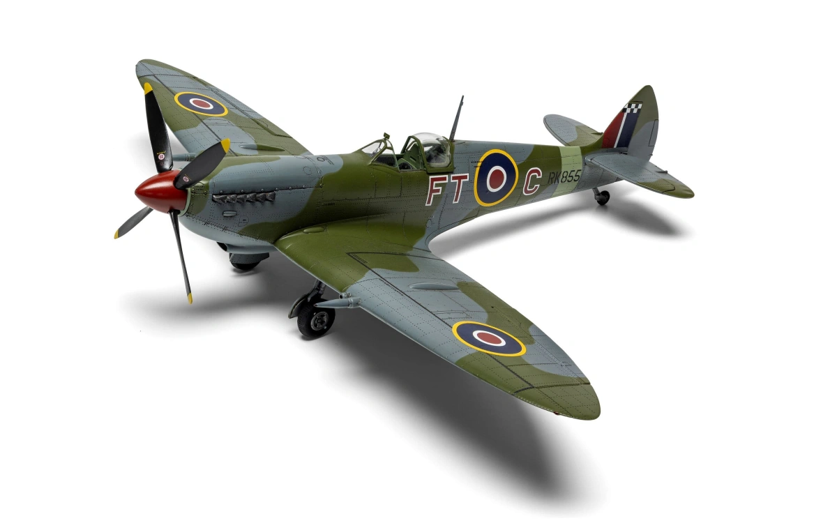 Zdjęcie Supermarine Spitfire Mk.IXe 1:48 Airfix 05144