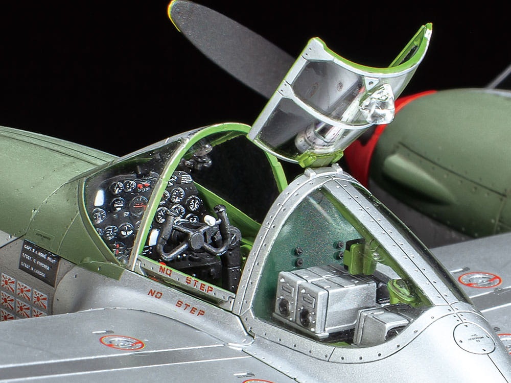 Zdjęcie dodatkowe produktu Lockheed P-38J Lightning 1:48 Tamiya 61123