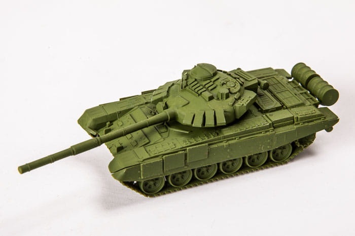 Zdjęcie dodatkowe produktu T-72B Soviet Main Battle Tank 1:100 Zvezda 7400