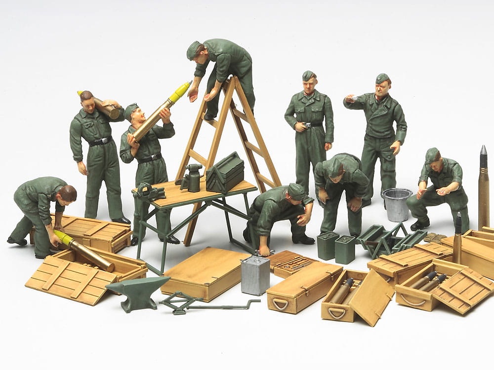 Zdjęcie dodatkowe produktu German Tank Crew Field Maintenance Set 1:48 Tamiya 32547