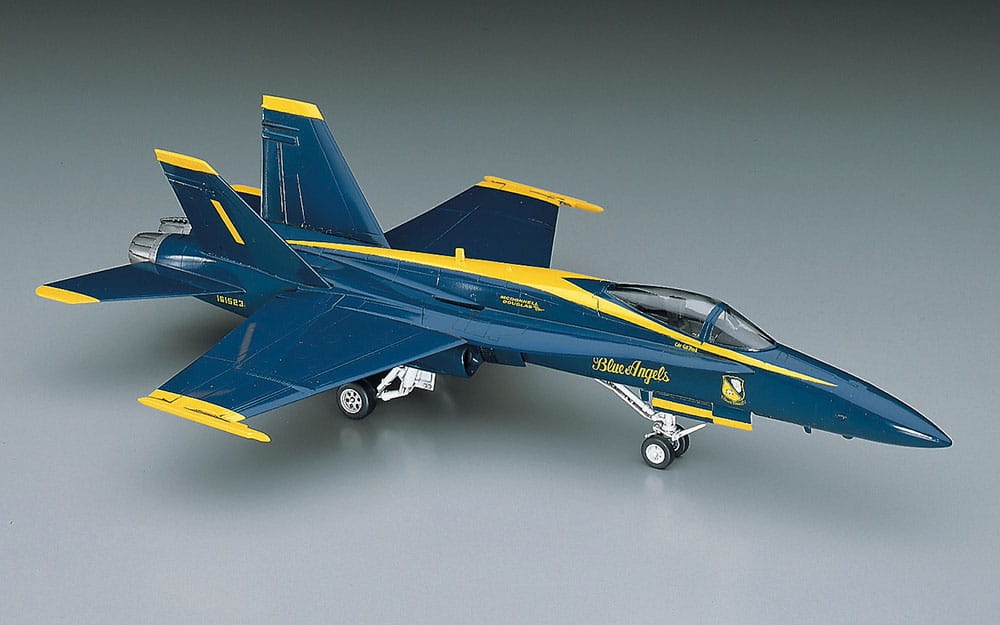 Zdjęcie dodatkowe produktu Blue Angels F/A-18A Hornet 1:72 Hasegawa D10