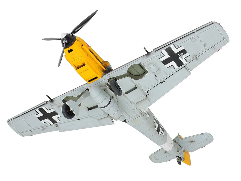 Zdjęcie dodatkowe produktu Messerschmitt Bf 109 E-4/7 Trop 1:48 Tamiya 61063
